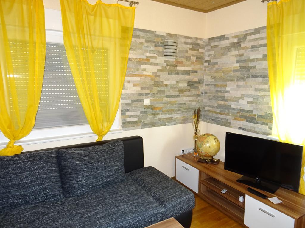 Apartment Euro As Kappel-Grafenhausen Eksteriør bilde